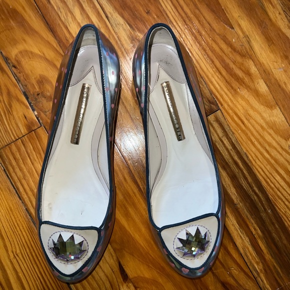 Sophia Webster Silver Flats with pink hearts - Picture 2 of 5